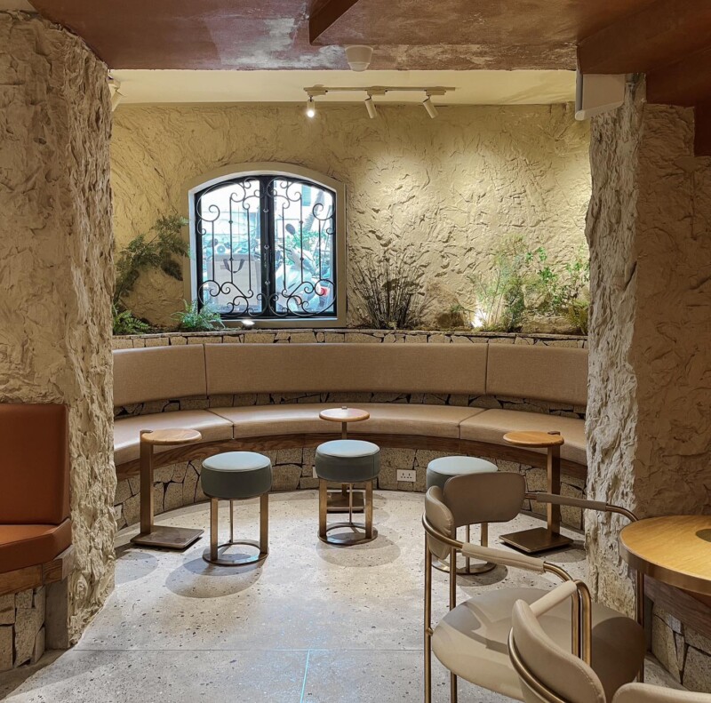 Thi Công Sơn Hiệu Ứng Cho Chuỗi Quán Cafe Catinat