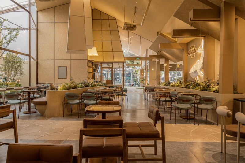 Thi Công Sơn Hiệu Ứng Cho Chuỗi Quán Cafe Catinat